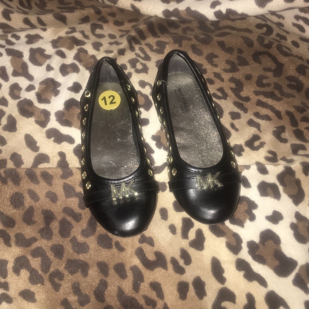 Black leather dress shoes for your little diva!